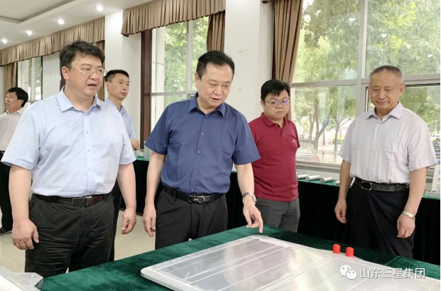 中國信達資產(chǎn)管理股份有限公司黨委副書記、總裁張衛(wèi)東一行來山東三星集團參觀調(diào)研