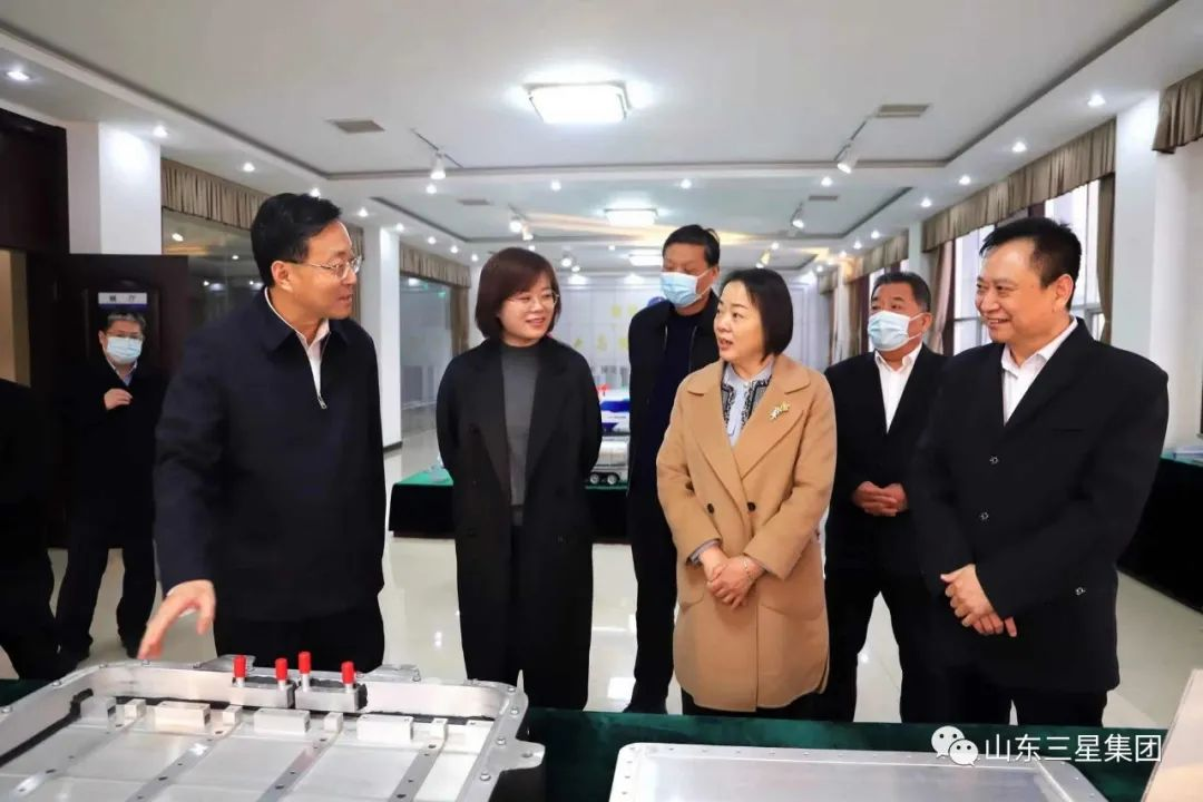 中國(guó)農(nóng)業(yè)發(fā)展銀行山東省分行黨委委員、副行長(zhǎng)時(shí)祝華一行來山東三星集團(tuán)調(diào)研座談