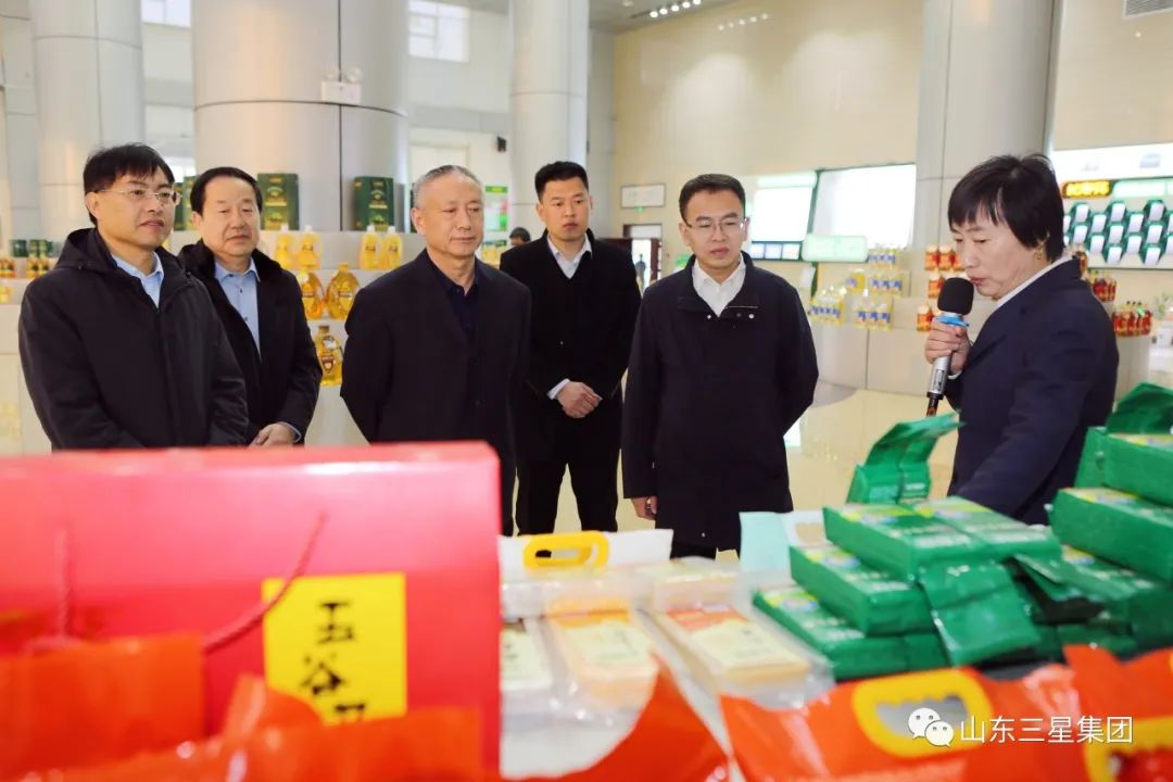 鄒平市副市長(zhǎng)提名候選人李群一行來山東三星集團(tuán)調(diào)研