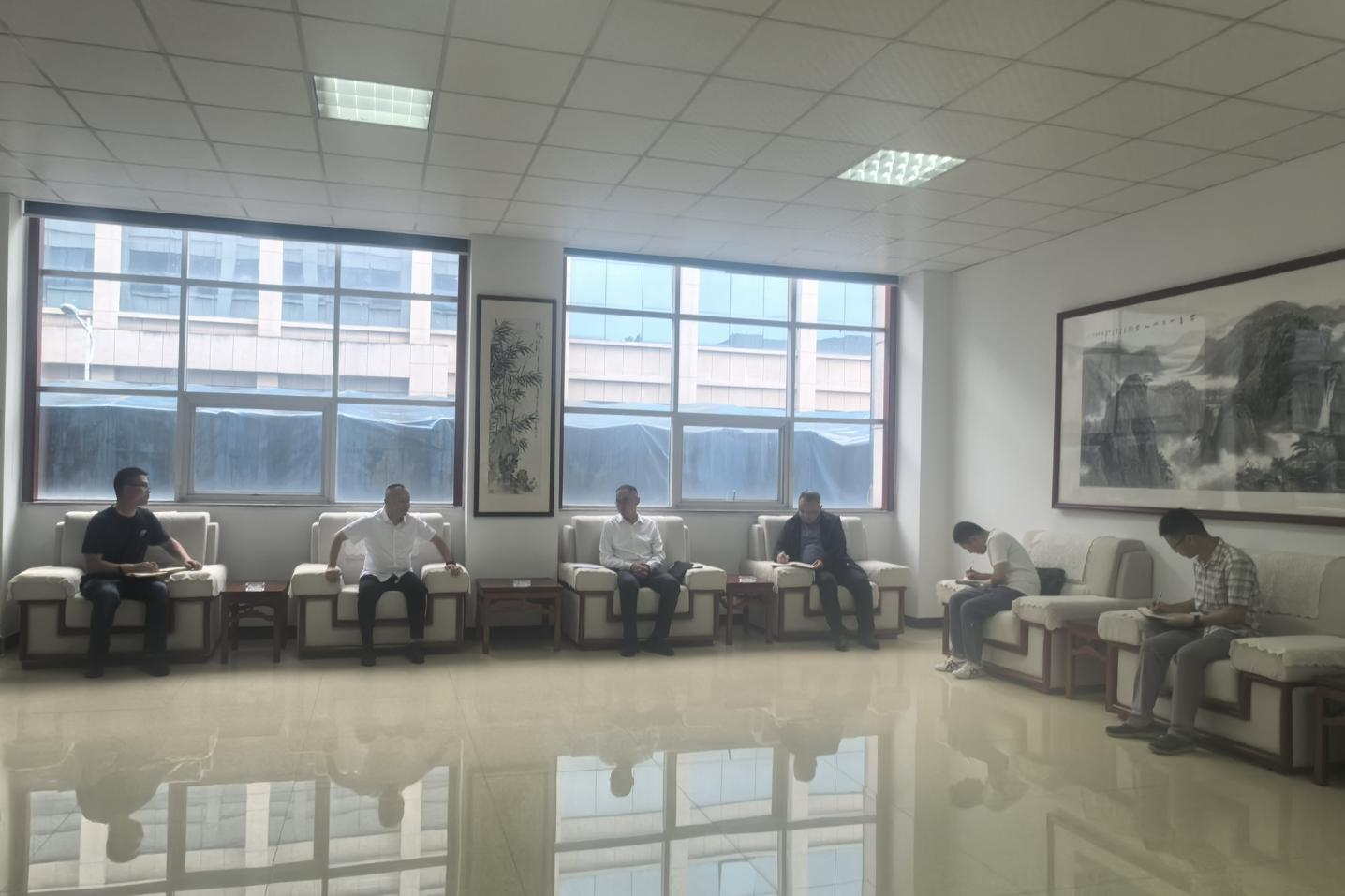 桐廬縣委常委、縣政府黨組成員吳濤來桐廬公司調研指導安全生產工作