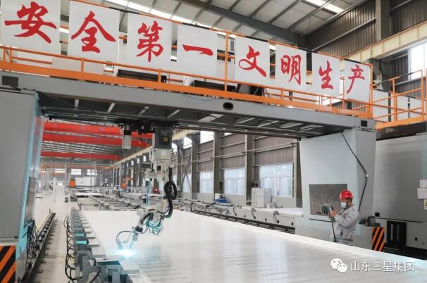 機械公司節(jié)后開工忙生產 奮戰(zhàn)新春開門紅
